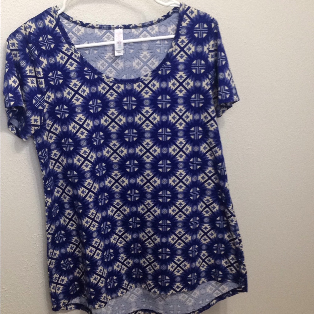 LuLuRoe shirt